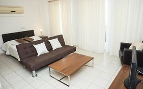 Club Coral View Resort